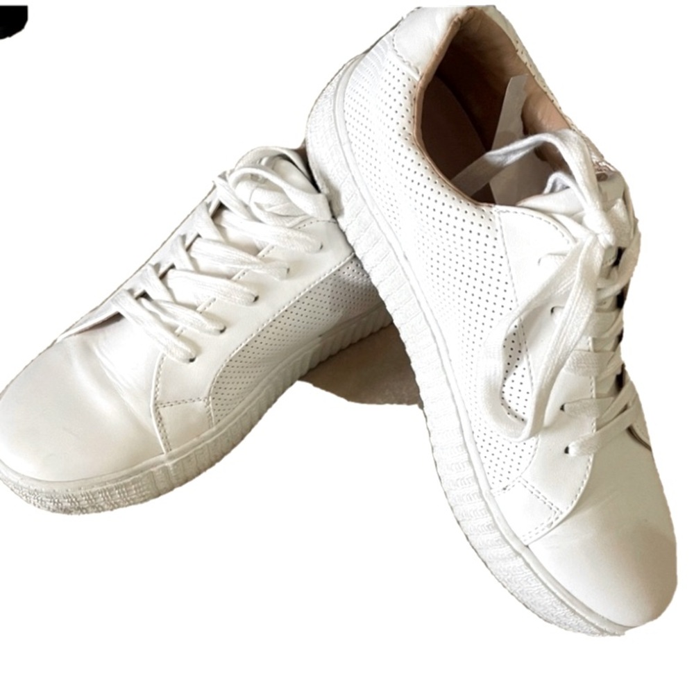 Steve Madden Toliver Sneakers White Size 8 1/2